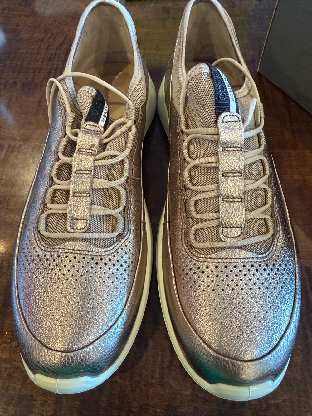 ECCO Danish Design Metallic Rose Gold Leather Mesh Sneakers Women’s